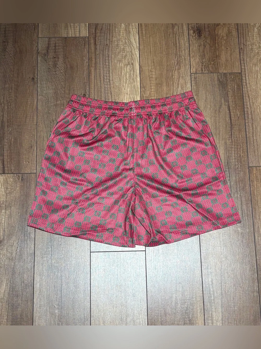 Eric Emanuel EE x Gucci Collab Red and Green Mesh Shorts Brand New